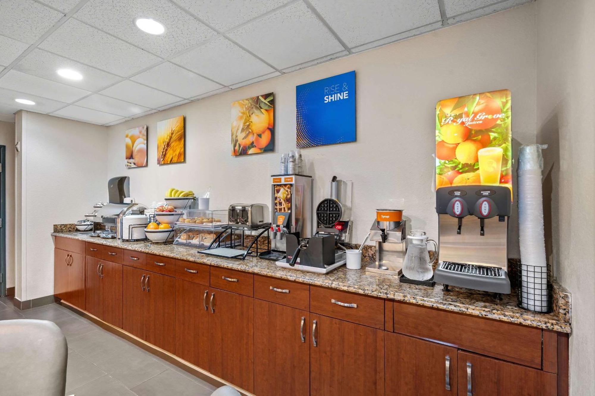 Comfort Inn Fort Myers Northeast Buitenkant foto